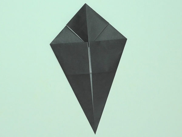 ジブリ 折り紙で簡単に作れる カオナシ の折り方 作り方 Howpon ハウポン