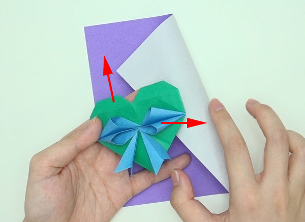 折り紙1枚あればok ハートリボン の簡単な折り方 作り方 Howpon ハウポン