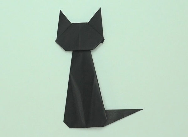 動物 折り紙で猫を作る 簡単かわいい ジジ 猫 の折り方 Howpon ハウポン