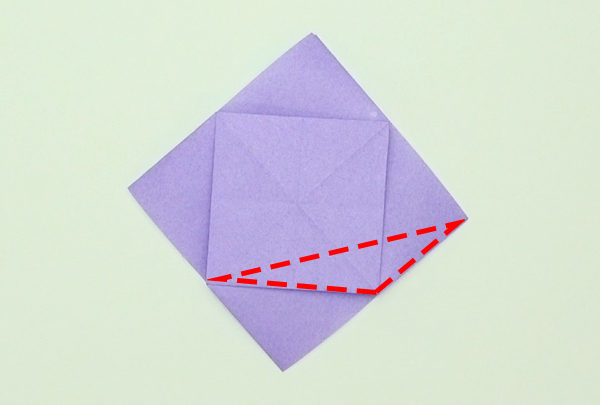 掲示物にも使える 折り紙1枚で作る 平面なバラ の簡単な折り方 Howpon ハウポン