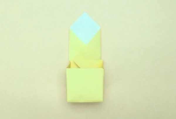 立体 3d で可愛い 折り紙で簡単に作れる ミニオン箱 の折り方 Howpon ハウポン