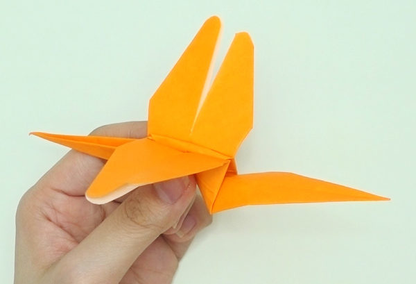 折り紙1枚で出来ちゃう 立体トンボ の簡単な折り方 作り方 Howpon ハウポン