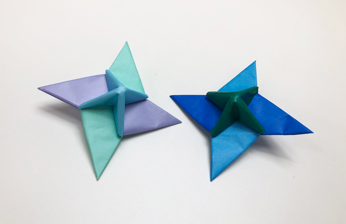 折り紙で簡単に作れる かっこいい 手裏剣こま の折り方 作り方 Howpon ハウポン