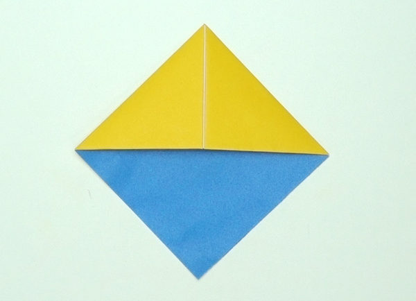読書好きにおすすめ 折り紙で作る ミニオンのしおり の簡単な折り方 Howpon ハウポン