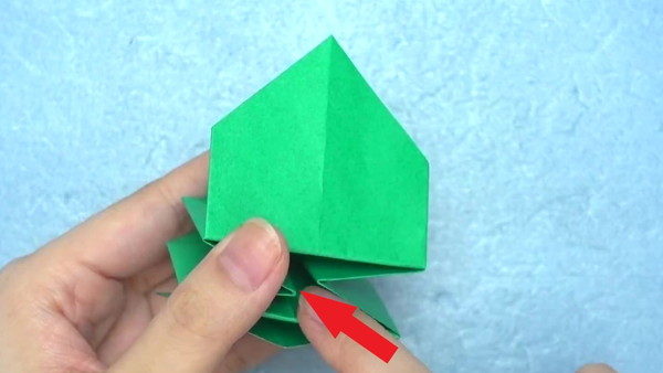 折り紙で簡単に作れる マリオ ルイージ の帽子の折り方 作り方 Howpon ハウポン