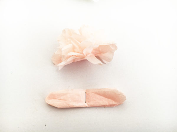 染める一手間でアレンジ お洒落なペーパーナプキンリースの作り方 Howpon ハウポン