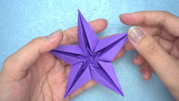 星の形をした ヒトデ を折り紙で簡単に作れる折り方 Howpon ハウポン