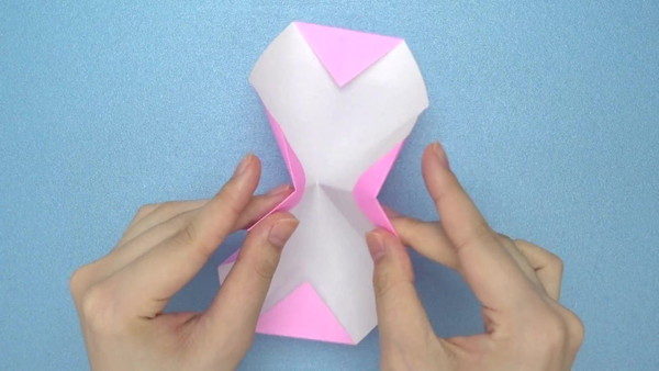 立体で本物そっくり 折り紙で簡単に作れる ドラゴンの卵 の折り方 Howpon ハウポン