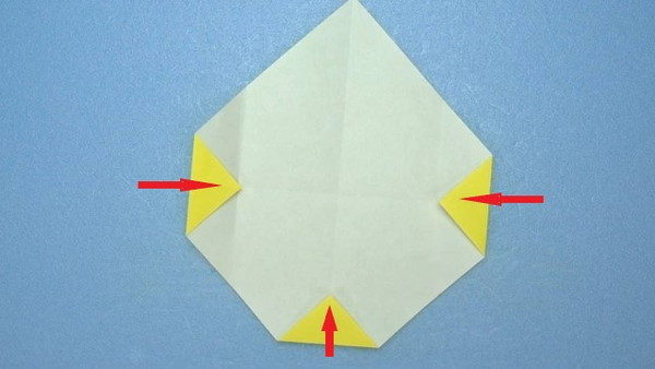折り紙2枚で簡単に作れるかわいい ライオンの顔 の折り方 作り方 Howpon ハウポン